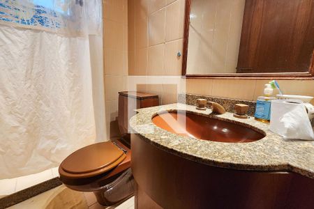 Apartamento à venda com 137m², 3 quartos e 2 vagasBanheiro Social