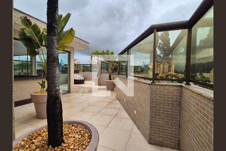 Apartamento à venda com 301m², 4 quartos e 3 vagasÁrea externa