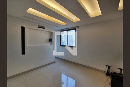 Apartamento à venda com 301m², 4 quartos e 3 vagasSuite