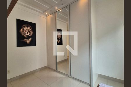 Apartamento à venda com 301m², 4 quartos e 3 vagasQuarto 3