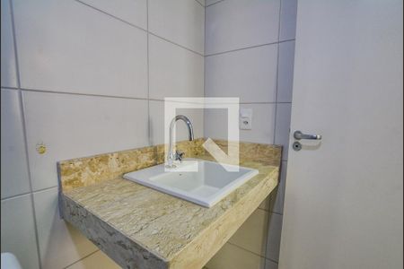 Apartamento para alugar com 60m², 2 quartos e 2 vagas Apartamento para alugar com 60m², 2 quartos e 2 vagasBanheiro Social