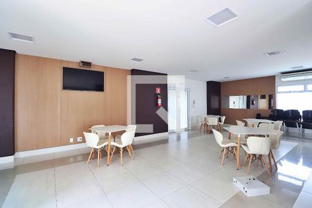 Apartamento para alugar com 60m², 2 quartos e 2 vagasÁrea comum - Salão de festas