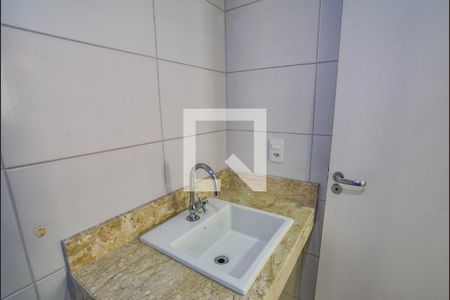 Apartamento para alugar com 60m², 2 quartos e 2 vagas Apartamento para alugar com 60m², 2 quartos e 2 vagasBanheiro Social