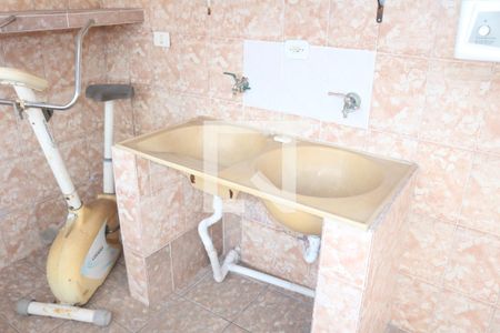 Casa à venda com 160m², 3 quartos e 2 vagasÁrea de Serviço