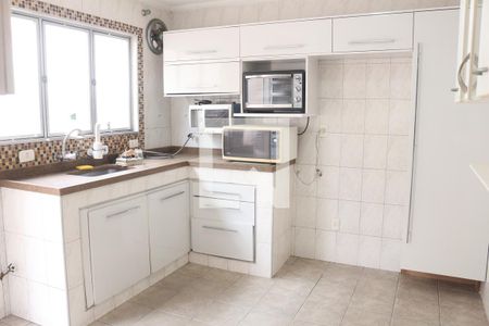 Casa à venda com 160m², 3 quartos e 2 vagasCozinha