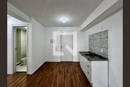 Sala/Cozinha de apartamento à venda com 2 quartos, 36m² em Vila Cruzeiro, São Paulo