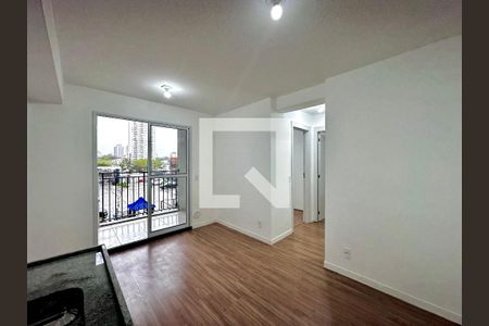 Sala/Cozinha de apartamento à venda com 2 quartos, 36m² em Vila Cruzeiro, São Paulo