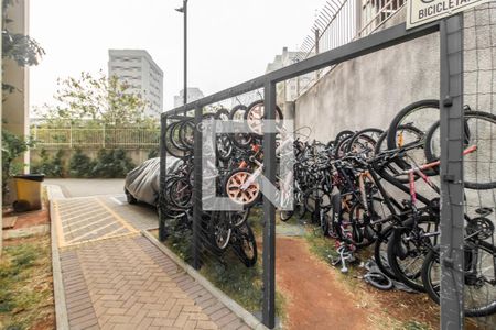 Apartamento à venda com 40m², 2 quartos e sem vagaÁrea comum