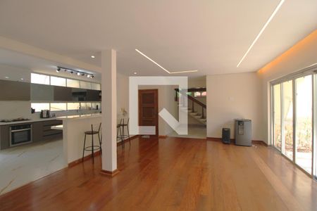 Sala 2 de casa à venda com 4 quartos, 650m² em Interlagos, São Paulo