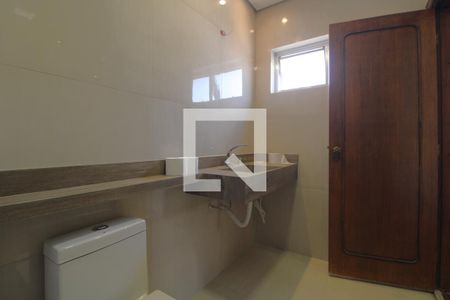 Casa à venda com 650m², 4 quartos e 3 vagasBanheiro da suíte 1