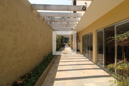 Casa à venda com 650m², 4 quartos e 3 vagasQuintal