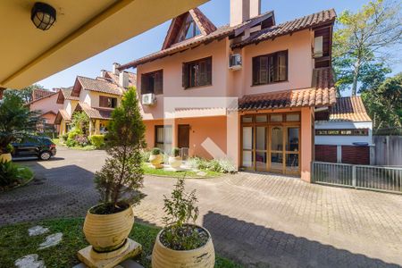 Vista de casa de condomínio à venda com 3 quartos, 147m² em Espírito Santo, Porto Alegre
