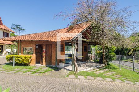 Área comum de casa de condomínio à venda com 3 quartos, 147m² em Espírito Santo, Porto Alegre