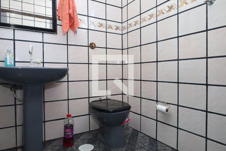 Casa à venda com 350m², 3 quartos e 3 vagasBanheiro 2