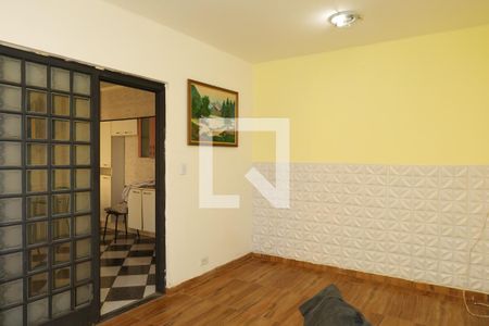 Casa à venda com 350m², 3 quartos e 3 vagasEdícula - Sala