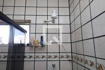 Casa à venda com 350m², 3 quartos e 3 vagasBanheiro 2