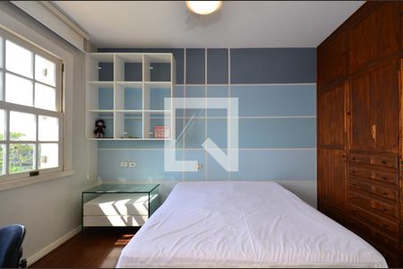 Casa para alugar com 660m², 4 quartos e 5 vagas Casa para alugar com 660m², 4 quartos e 5 vagasSuíte 1