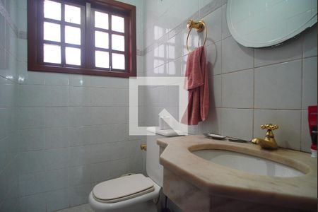 Casa à venda com 381m², 3 quartos e 1 vagaBanheiro 3