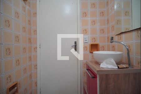 Casa à venda com 381m², 3 quartos e 1 vagaBanheiro 2