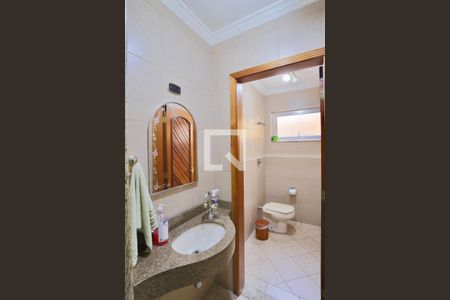 Casa à venda com 220m², 3 quartos e 5 vagasLavabo