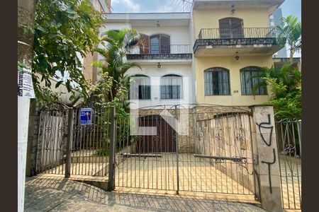 Casa à venda com 220m², 3 quartos e 5 vagasFachada