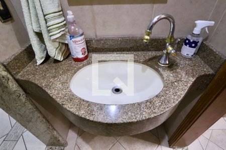 Casa à venda com 220m², 3 quartos e 5 vagasLavabo