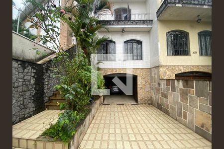 Casa à venda com 220m², 3 quartos e 5 vagasGaragem