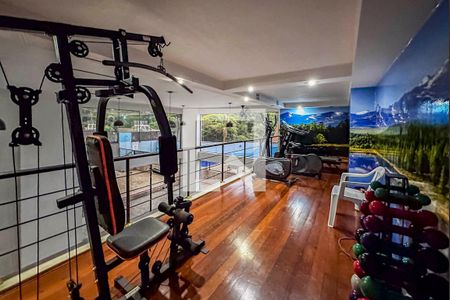 Apartamento para alugar com 200m², 3 quartos e 3 vagasÁrea comum - Academia