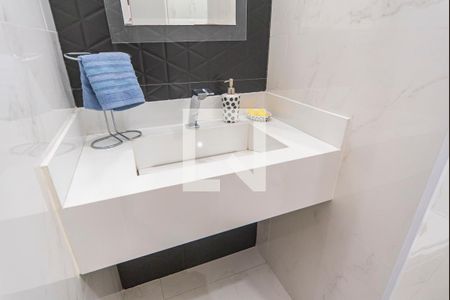 Apartamento para alugar com 200m², 3 quartos e 3 vagasLavabo