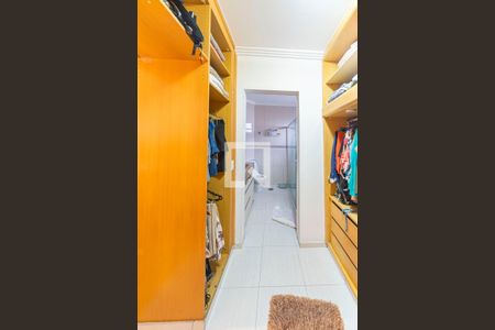 Apartamento para alugar com 200m², 3 quartos e 3 vagasCloset do Quarto 1