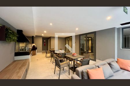 Apartamento à venda com 65m², 2 quartos e 1 vaga Apartamento à venda com 65m², 2 quartos e 1 vagaÁrea Comum - Churrasqueira