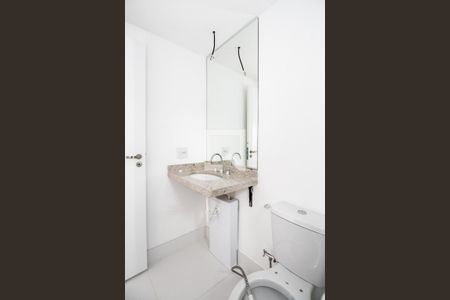 Apartamento à venda com 65m², 2 quartos e 1 vaga Apartamento à venda com 65m², 2 quartos e 1 vagaBanheiro da Suíte 1