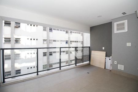 Apartamento à venda com 65m², 2 quartos e 1 vaga Apartamento à venda com 65m², 2 quartos e 1 vagaVaranda