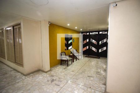 Apartamento para alugar com 78m², 2 quartos e 1 vaga Apartamento para alugar com 78m², 2 quartos e 1 vagaHall de entrada