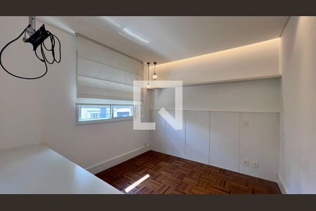Apartamento à venda com 140m², 3 quartos e 2 vagas Apartamento à venda com 140m², 3 quartos e 2 vagasSuite 3