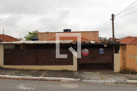 Casa para alugar com 100m², 2 quartos e 1 vagaFachada 