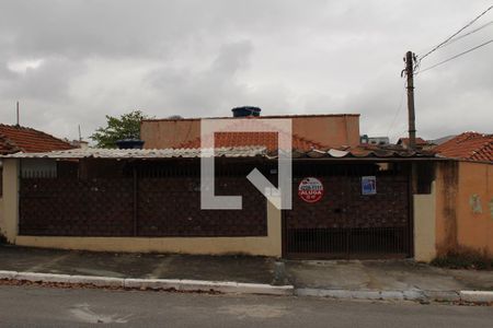 Casa para alugar com 100m², 2 quartos e 1 vagaFachada 