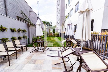 Apartamento à venda com 42m², 2 quartos e sem vaga Apartamento à venda com 42m², 2 quartos e sem vagaÁrea comum - Piscina