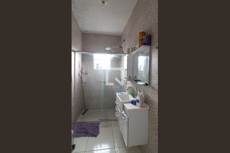 Casa à venda com 454m², 9 quartos e 2 vagasBanheiro da Suíte