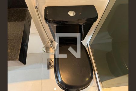 Apartamento à venda com 360m², 3 quartos e 3 vagas Apartamento à venda com 360m², 3 quartos e 3 vagasSuíte 2 - Banheiro