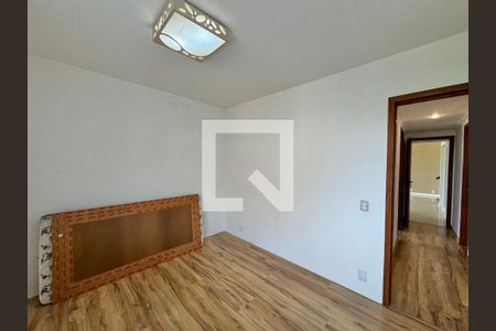 Apartamento à venda com 360m², 3 quartos e 3 vagas Apartamento à venda com 360m², 3 quartos e 3 vagasQuarto 1