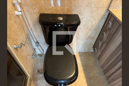 Apartamento à venda com 360m², 3 quartos e 3 vagas Apartamento à venda com 360m², 3 quartos e 3 vagasBanheiro Social