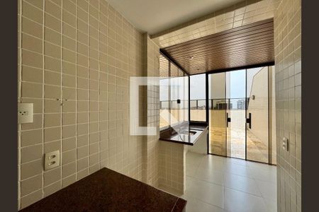 Apartamento à venda com 360m², 3 quartos e 3 vagas Apartamento à venda com 360m², 3 quartos e 3 vagasCozinha (Segundo andar)