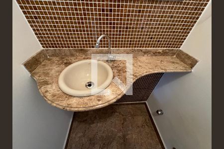 Apartamento à venda com 360m², 3 quartos e 3 vagas Apartamento à venda com 360m², 3 quartos e 3 vagasLavabo