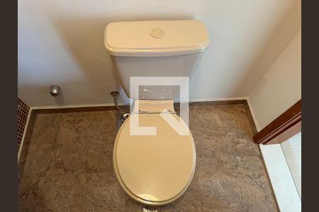 Apartamento à venda com 360m², 3 quartos e 3 vagas Apartamento à venda com 360m², 3 quartos e 3 vagasLavabo