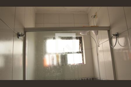 Banheiro de apartamento para alugar com 1 quarto, 37m² em Floresta, Porto Alegre