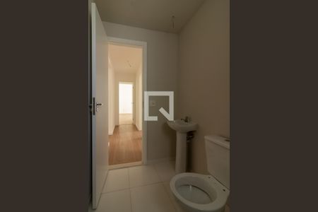 Apartamento para alugar com 175m², 3 quartos e 2 vagas Apartamento para alugar com 175m², 3 quartos e 2 vagasBanheiro Corredor