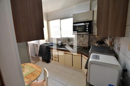 Apartamento à venda com 78m², 2 quartos e 1 vagaCozinha