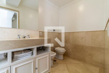 Apartamento à venda com 133m², 2 quartos e 1 vaga Apartamento à venda com 133m², 2 quartos e 1 vagaBanheiro da Suíte 1