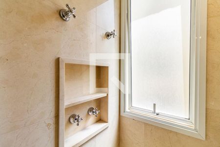 Apartamento à venda com 133m², 2 quartos e 1 vaga Apartamento à venda com 133m², 2 quartos e 1 vagaBanheiro da Suíte 1